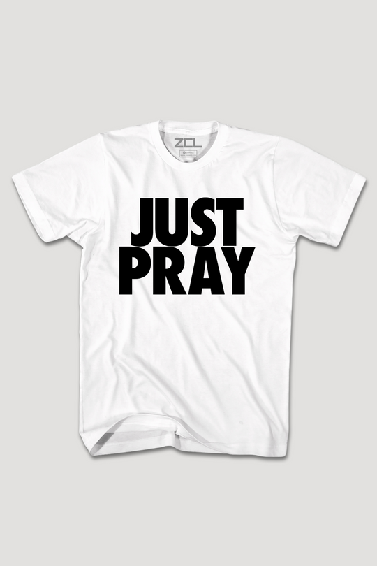 Just Pray Tee (zwart logo)