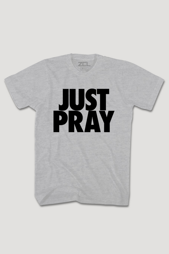 Just Pray Tee (zwart logo)