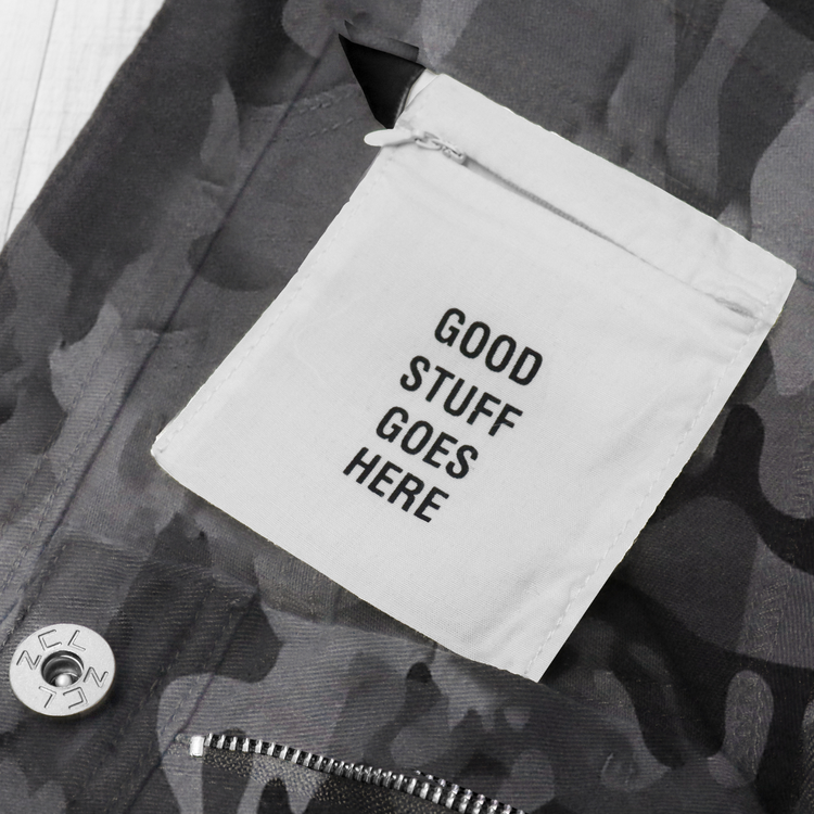<h2>Comes With Hidden Stash Pocket</h2>