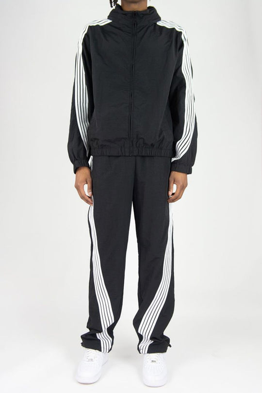 Bent Stripe Nylon Jacket (Black) - Zamage