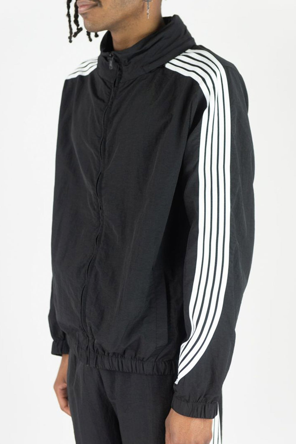 Bent Stripe Nylon Jacket (Black) - Zamage