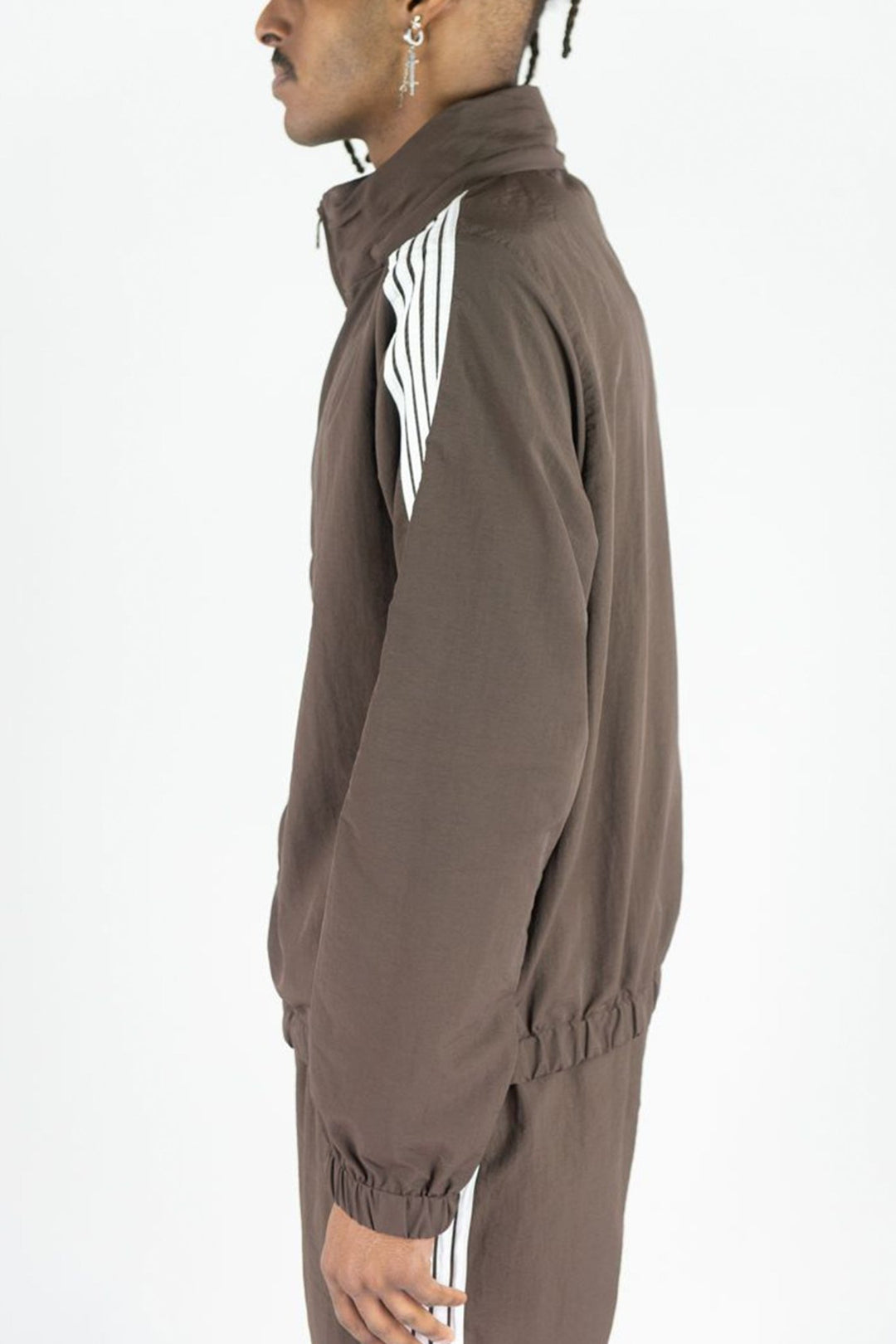 Bent Stripe Nylon Jacket (Brown) - Zamage