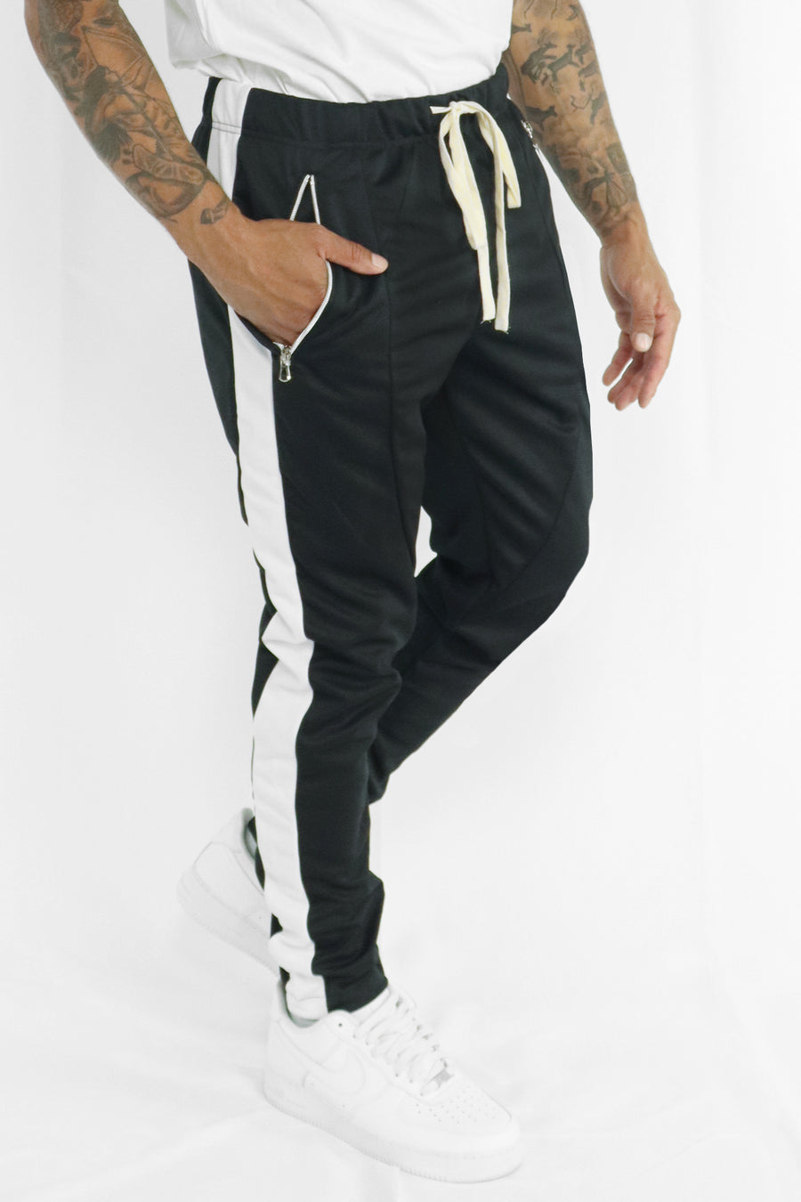 Premium Side Stripe Zip Pocket Track Pants (Black-White) – Zamage