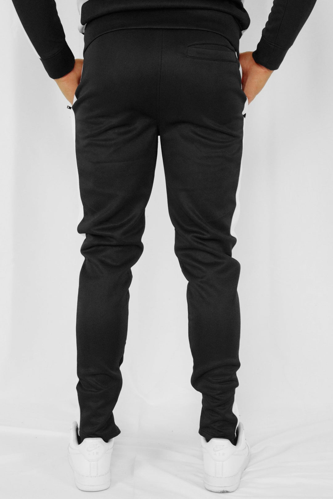 Outside Solid One Stripe Track Pants (Black - White) - Zamage