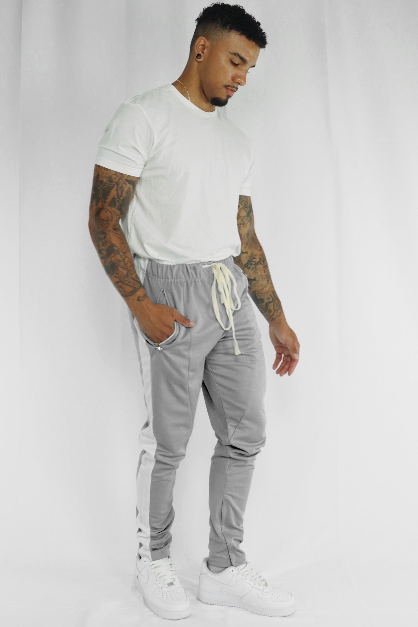 Premium Side Stripe Zip Pocket Track Pants (Grey-White) – Zamage